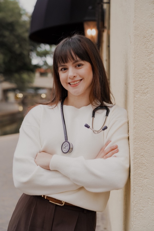 Kristen Clayton, APRN